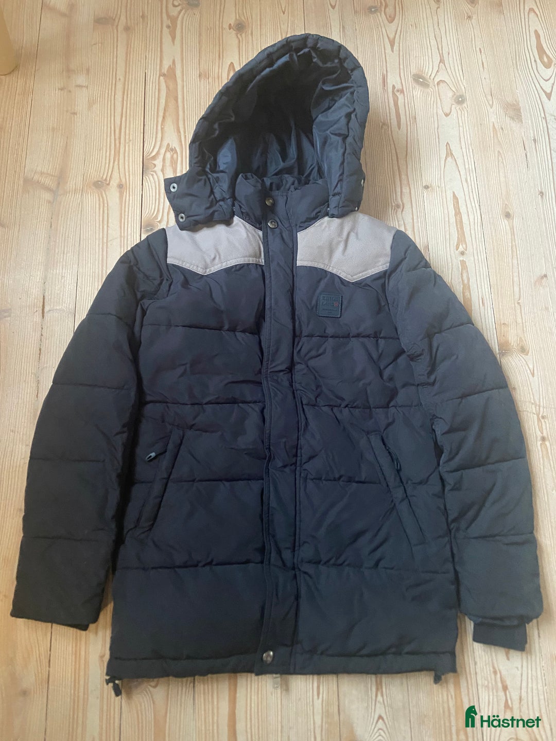 Jackor & Kavajer ryttarutrustning till salu: Kingsland jacka i Vingåker - Annons 1