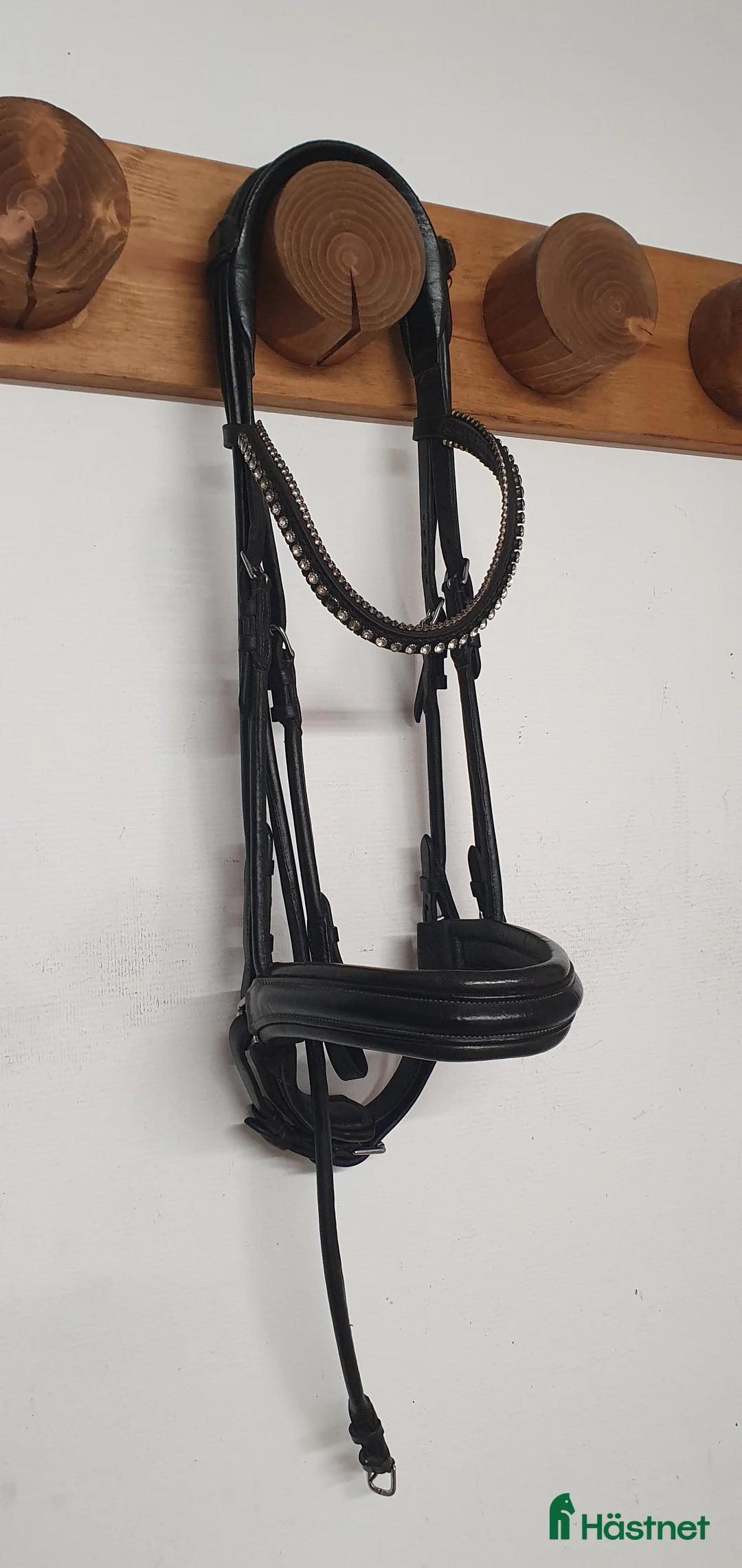 Träns hästutrustning till salu: Fint Döbert Classic rundsytt kandar/träns stl full i Hamneda - Annons 8