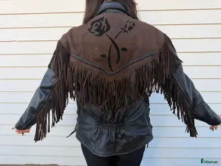 Jackor & Kavajer ryttarutrustning till salu: Skinnjacka/western - Annons 1