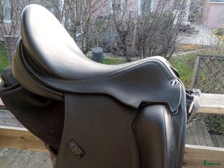 Sadlar hästutrustning till salu: Erresplus Vittoria i Huddinge - Annons 17