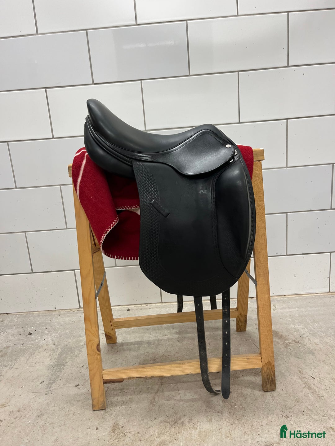 Sadlar hästutrustning till salu: ErgoX2 Trude i Nora - Annons 1