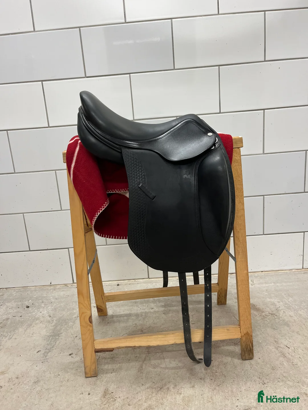 Sadlar hästutrustning till salu: ErgoX2 Trude i Nora - Annons 1