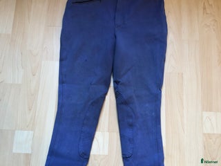 Ridbyxor ryttarutrustning till salu: Ridbyxor ”slit & släng” storlek 170 i Växjö - Annons 3