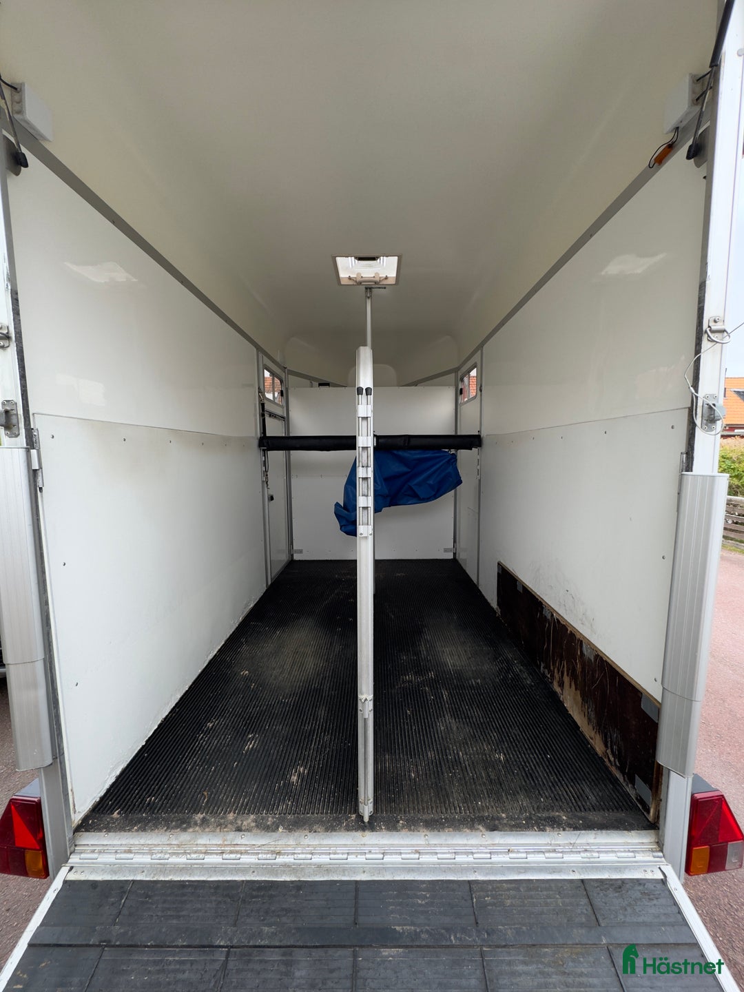 Hästtransporter  fordon & transport till salu: UMESLÄP hästtransport - pedantskött i Täby - Annons 7