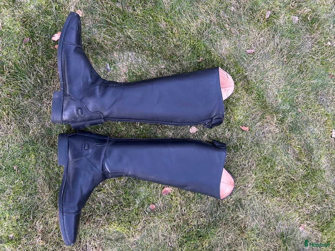 Ridstövlar ryttarutrustning till salu: Svarta dressyrridstövlar strl 40 normal - Annons 4