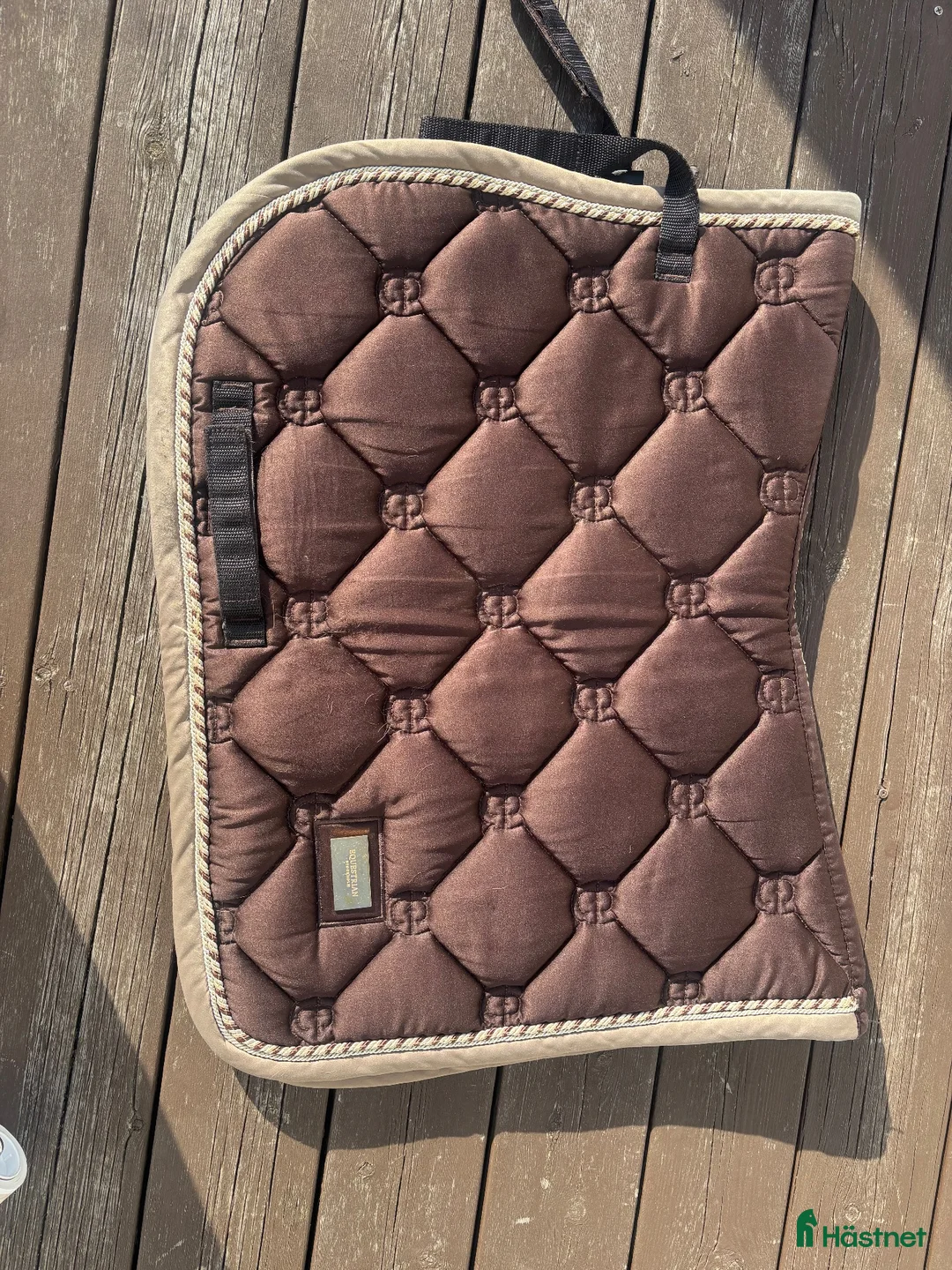 Schabrak & Vojlockar hästutrustning till salu: Equestrian Stockholm Schabrak  - Annons 1