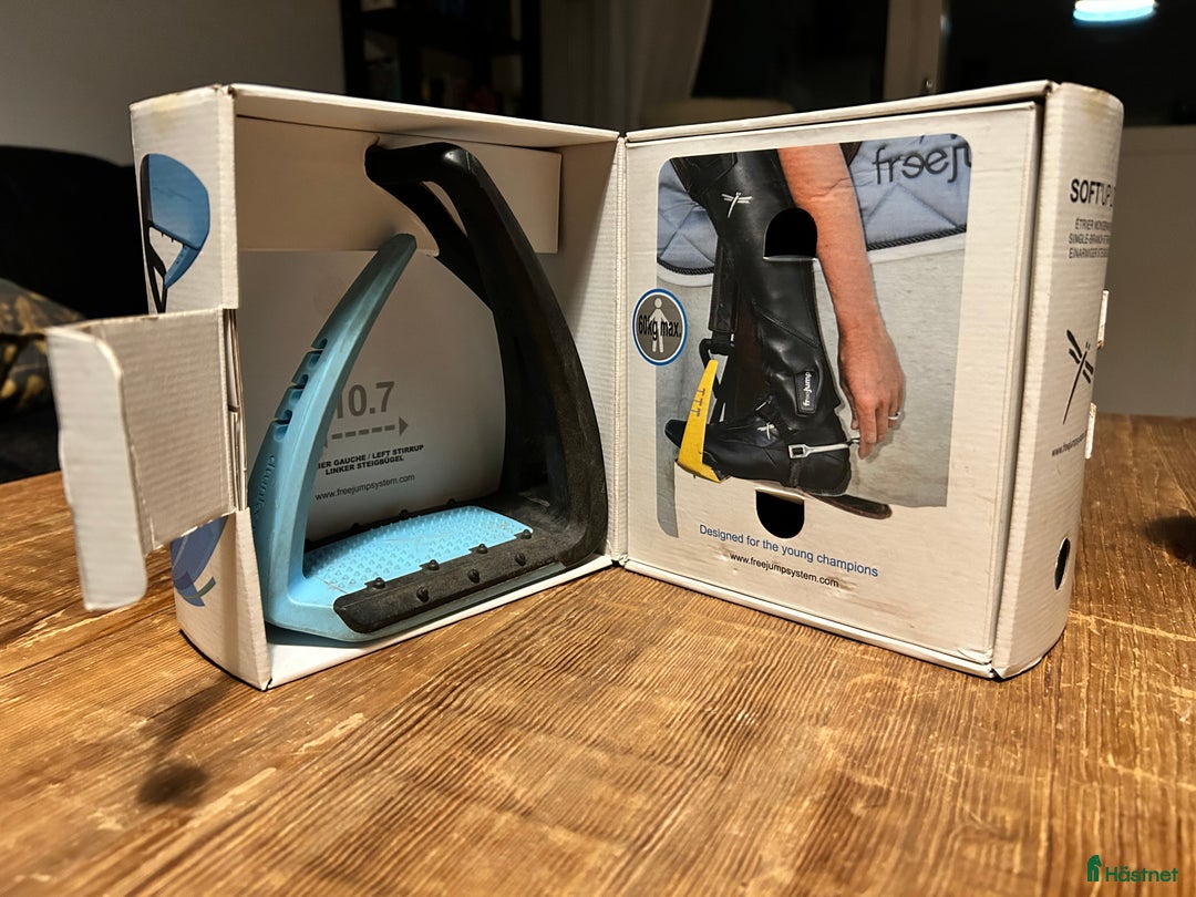 Stigbyglar hästutrustning till salu: Freejump soft up lite i Skövde - Annons 6