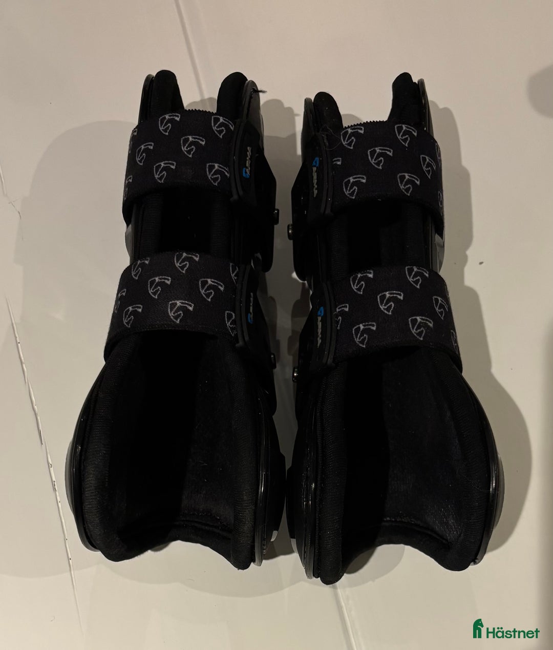 Benskydd hästutrustning till salu: Arma Carbone gel  i Sölvesborg - Annons 4