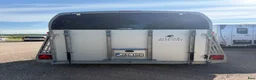 Hästtransporter  fordon & transport till salu: Hästtransport i toppskick Sadelkammare alu - Annons 6