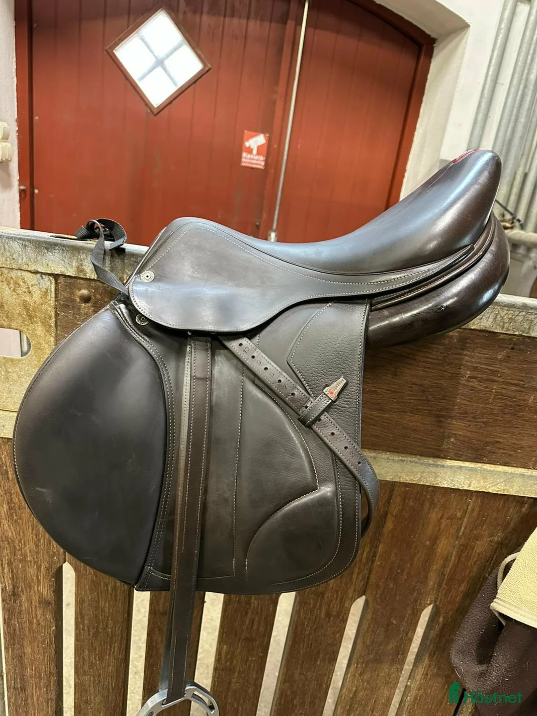 Sadlar hästutrustning till salu: Två kvalitetssadlar för hoppning! - Annons 6