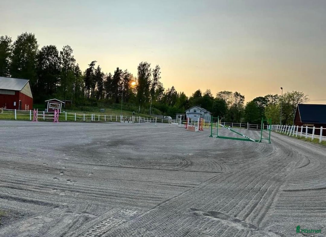  stallplats finnes: Uteboxar i forshaga i Forshaga - Annons 1