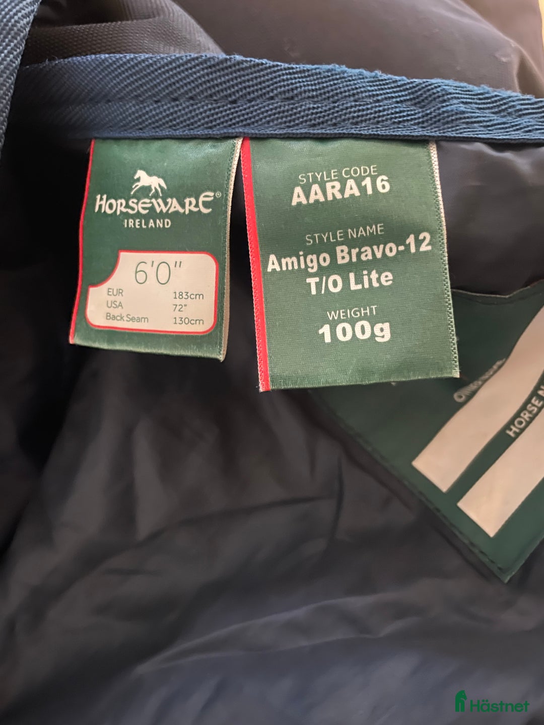 Täcken hästutrustning till salu: Vattentät och fodrat amigo täcke!  i Strandbaden - Annons 2