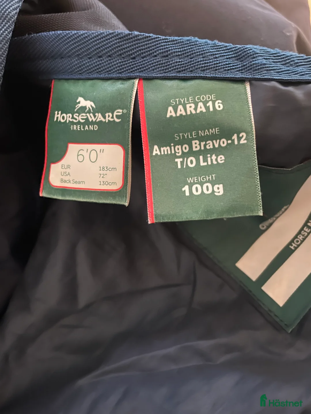 Täcken hästutrustning till salu: Vattentät och fodrat amigo täcke!  i Strandbaden - Annons 2