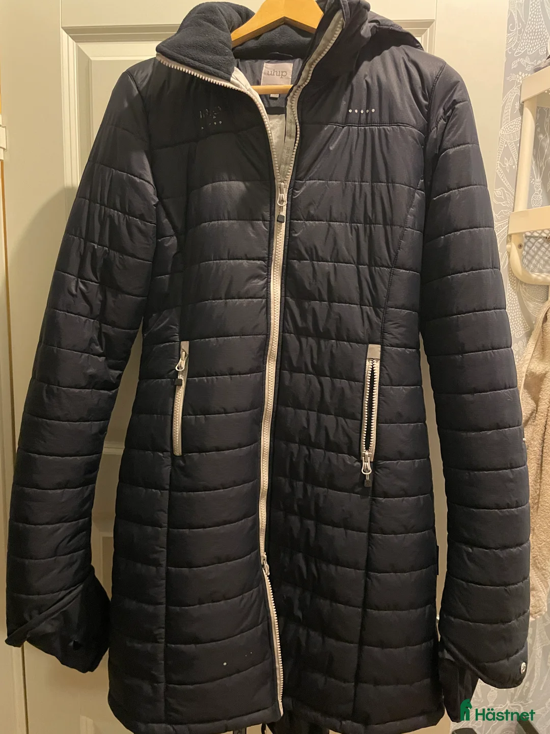 Jackor & Kavajer ryttarutrustning till salu: Uhip vinterkappa str 160 - Annons 1