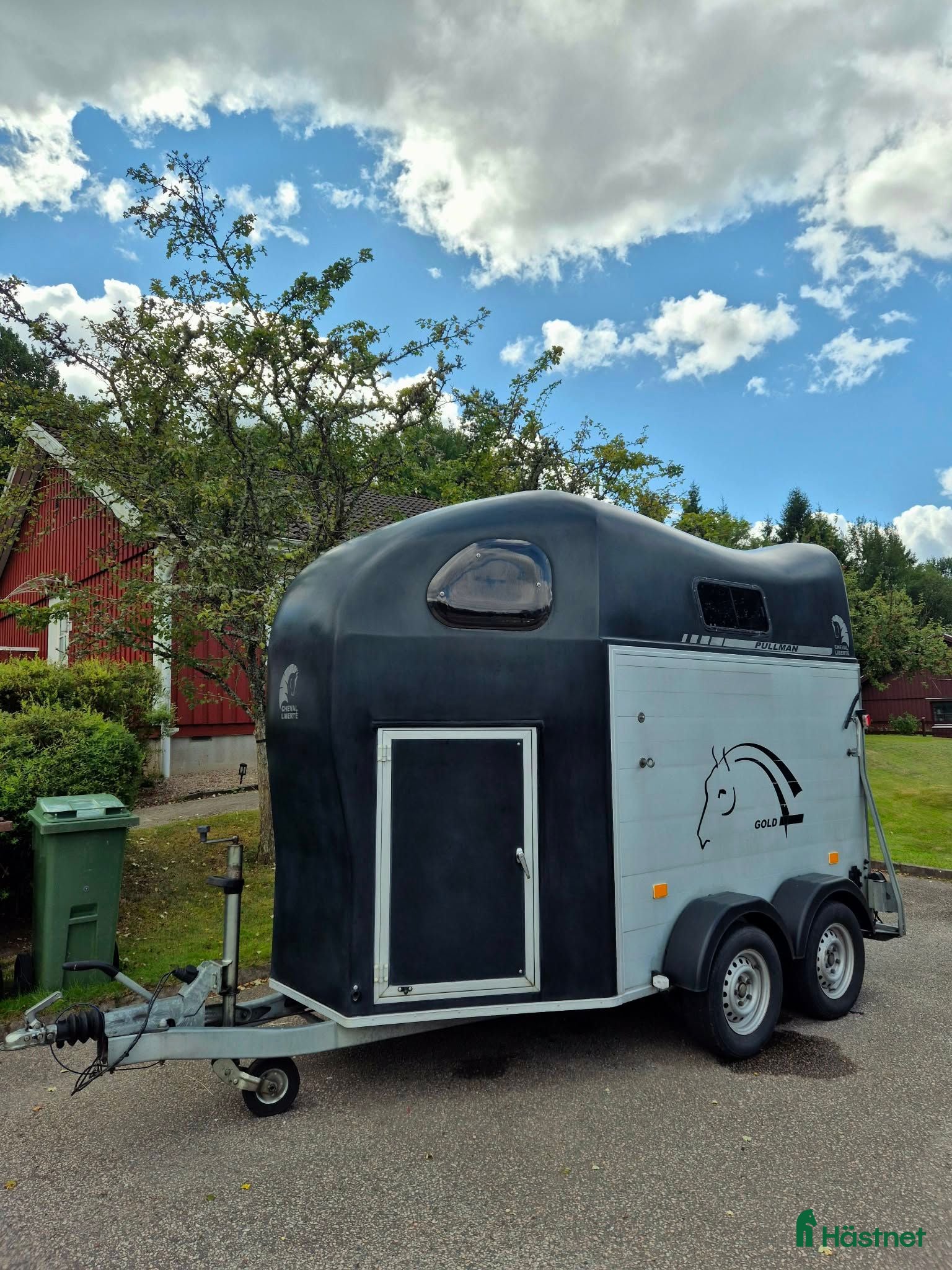Hästtransporter  fordon & transport till salu: CHEVAL LIBERTE GOLD PULLMAN 2015 - Annons 4