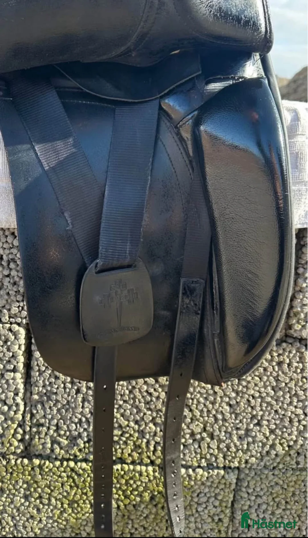 Sadlar hästutrustning till salu: Spalding Bretannica dressyrsadel 17.5 tum svart i Onsala - Annons 9