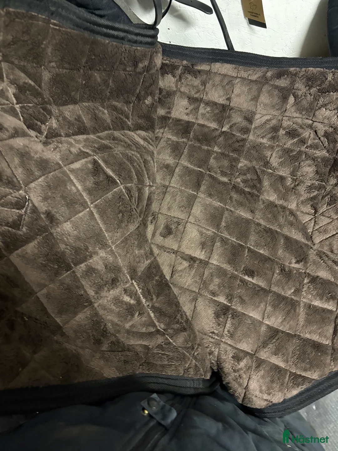 Täcken hästutrustning till salu: Kentucky stalltäcke i Väderstad - Annons 4
