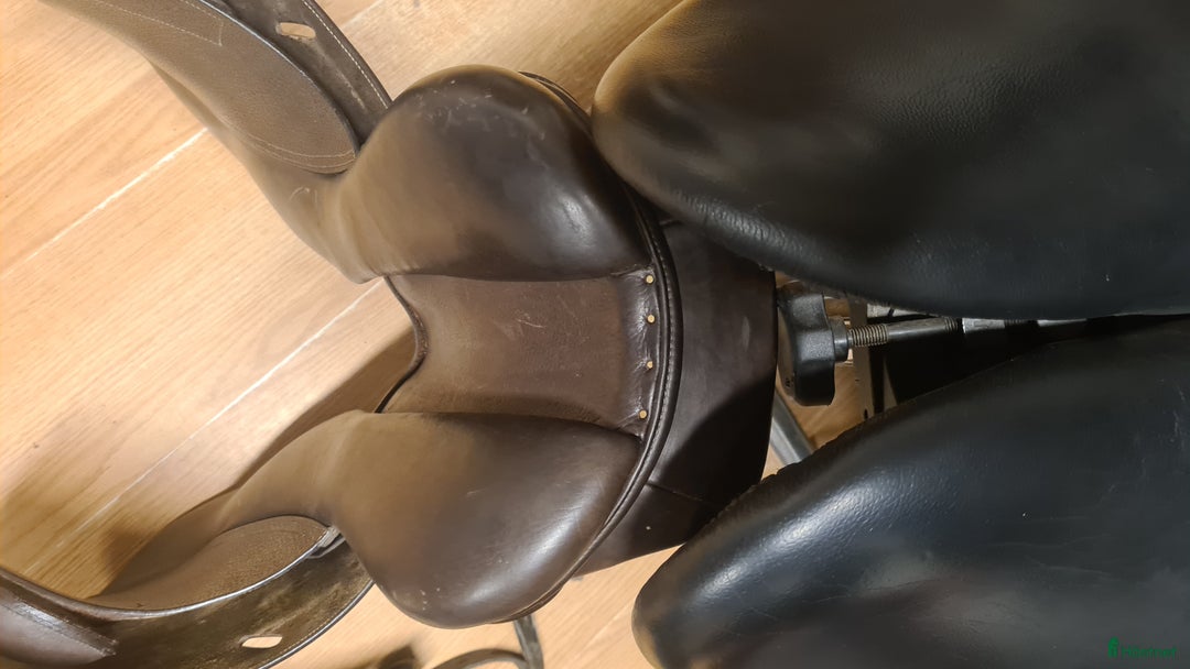 Sadlar hästutrustning till salu: Knights Robin Hood Elite  i Hamneda - Annons 4