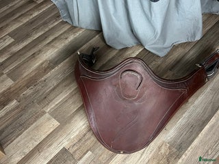 Sadeltillbehör hästutrustning till salu: Magplatta i Sölvesborg - Annons 1