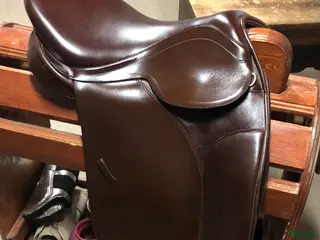 Sadlar hästutrustning Kentaur Kari 17,5 i Tösse - Annons 8