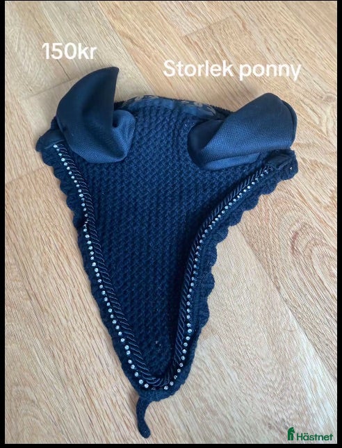 Övrig Hästutrustning hästutrustning till salu: Svart huva som ny ponny i Värnamo - Annons 21