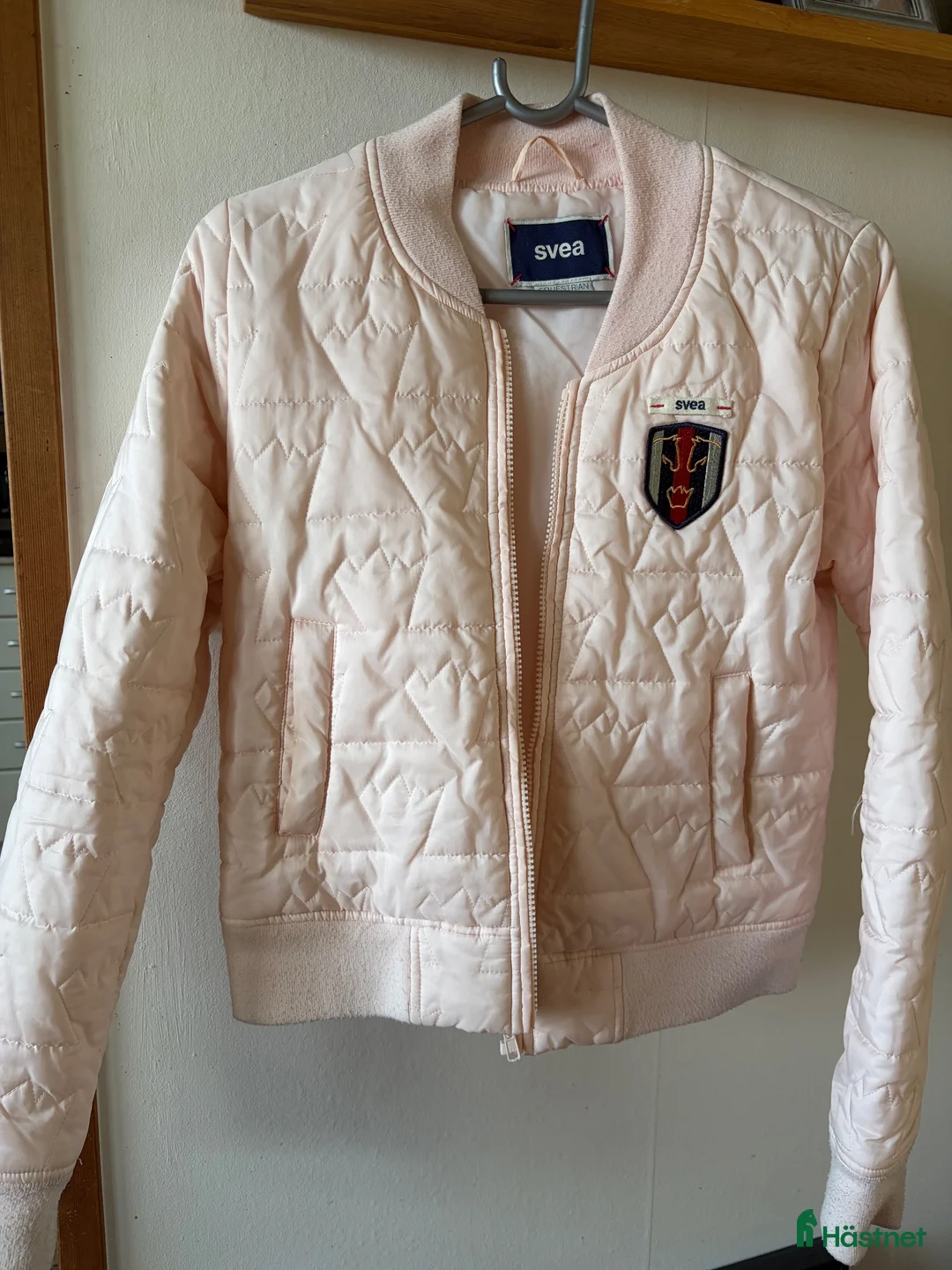 Jackor & Kavajer ryttarutrustning till salu: Equestrian by Svea jacka - Annons 1