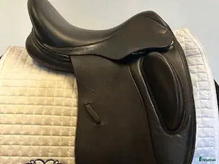 Sadlar hästutrustning Dressyrsadel Harry Dabbs 17" i Uppsala - Annons 6