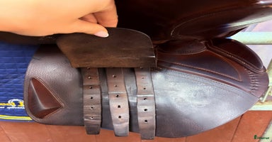 Sadlar hästutrustning till salu i Sigtuna - Annons 9