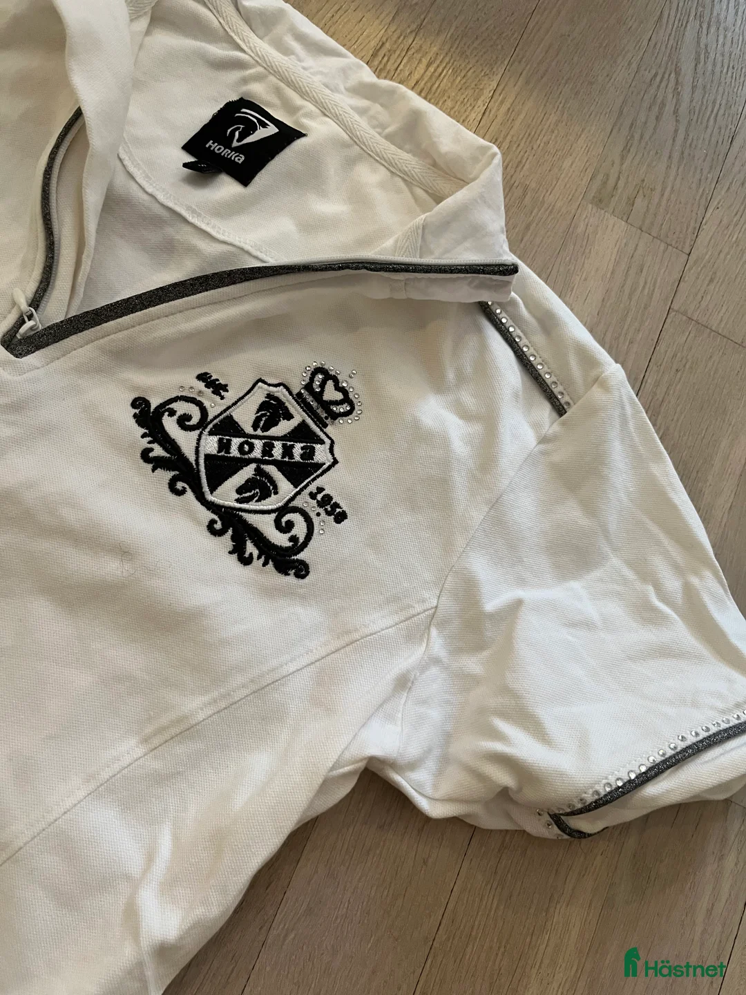 Övrigt Ridkläder ryttarutrustning till salu: Fin ridtröja till salu  i Bromma - Annons 2