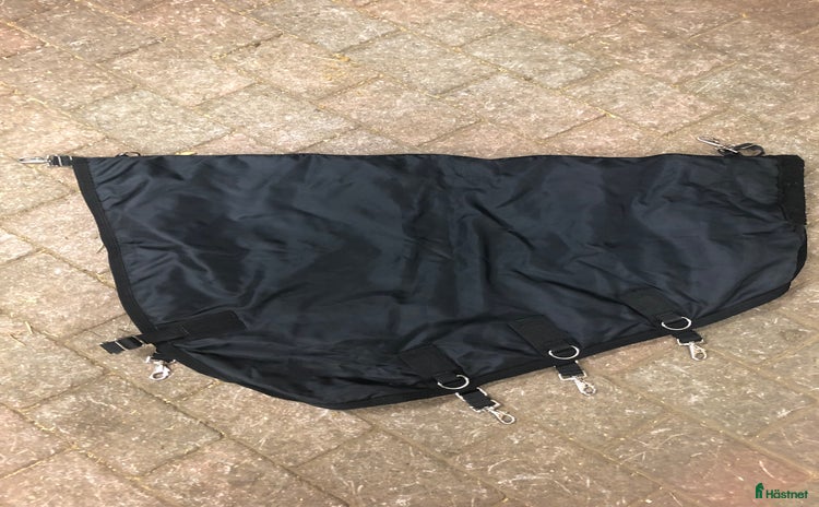 Täcken hästutrustning till salu: Halvtäcke Back on Track i Ulricehamn - Annons 7