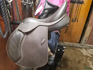 Sadlar hästutrustning Hoppsadel 17" - Annons 2