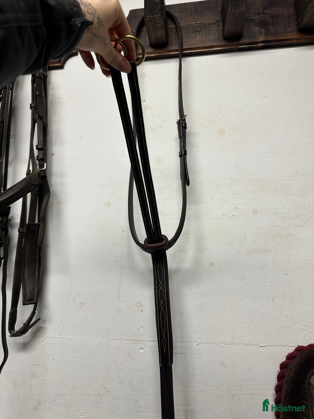 Övrig Hästutrustning hästutrustning till salu: Shires martingal salisbury i Bollnäs - Annons 1