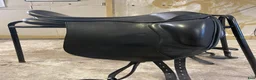 Sadlar hästutrustning till salu: Fin & välskött ULLstoppad Töltrider Glampi  - Annons 1