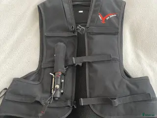 Säkerhetsvästar ryttarutrustning till salu: Ny uppblåsbar säkerhetsväst - Annons 14