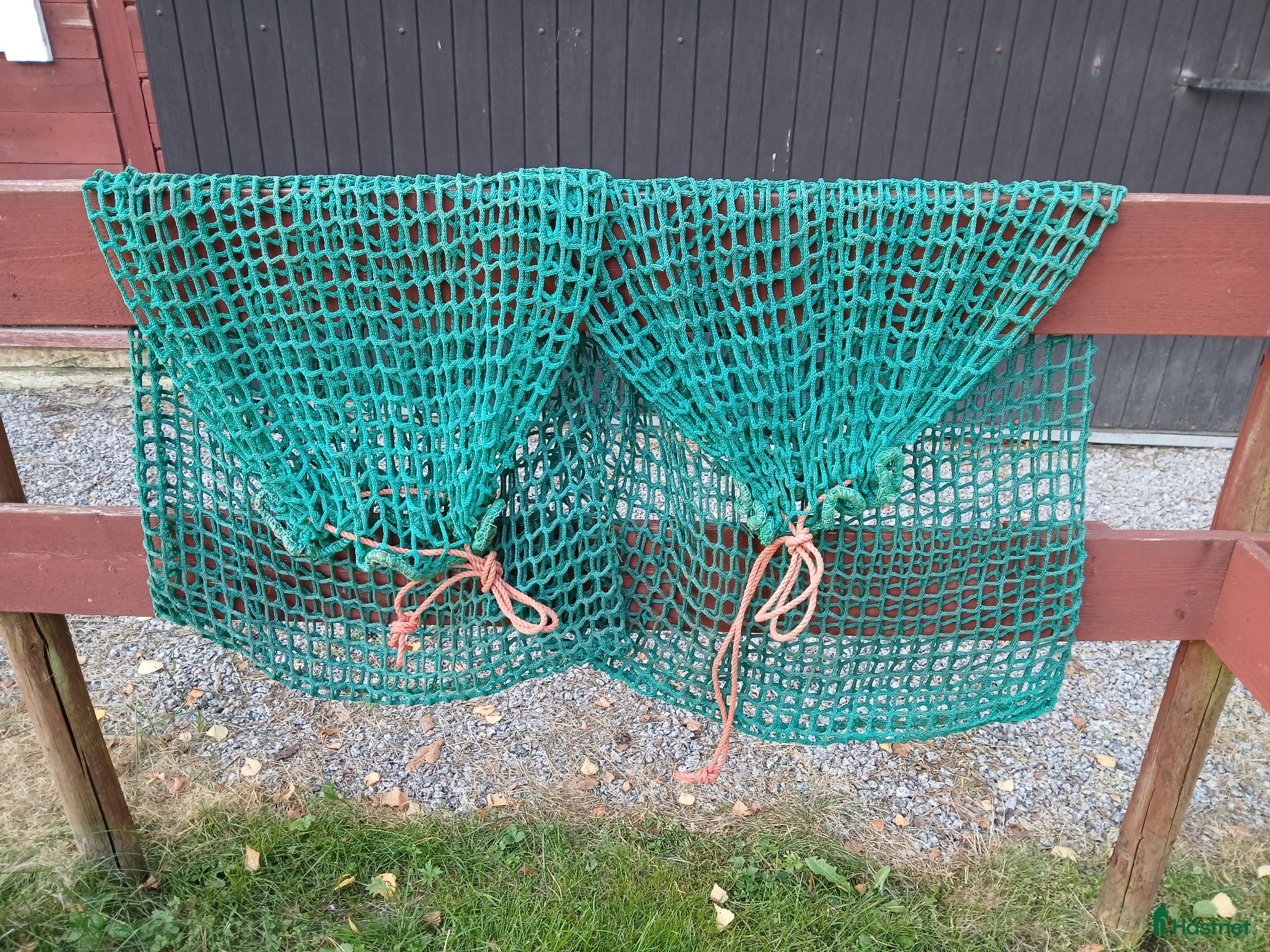Stallinredning, stängsel & gård övrig utrustning till salu: Slowfeeder hönät - Annons 1