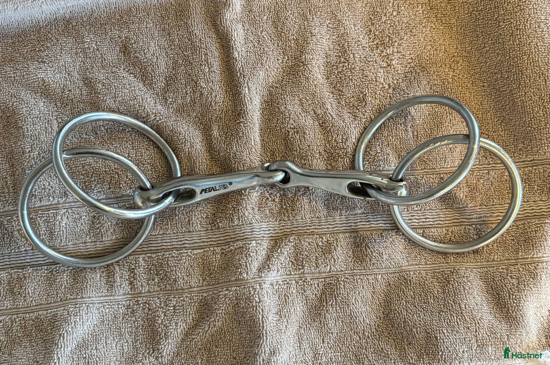 Bett hästutrustning till salu: Fager, Lippo & metalab bett i superfint skick - Annons 3