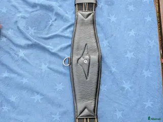 Sadeltillbehör hästutrustning till salu: Sadelgjord till dressyrsadel 75cm - Annons 1