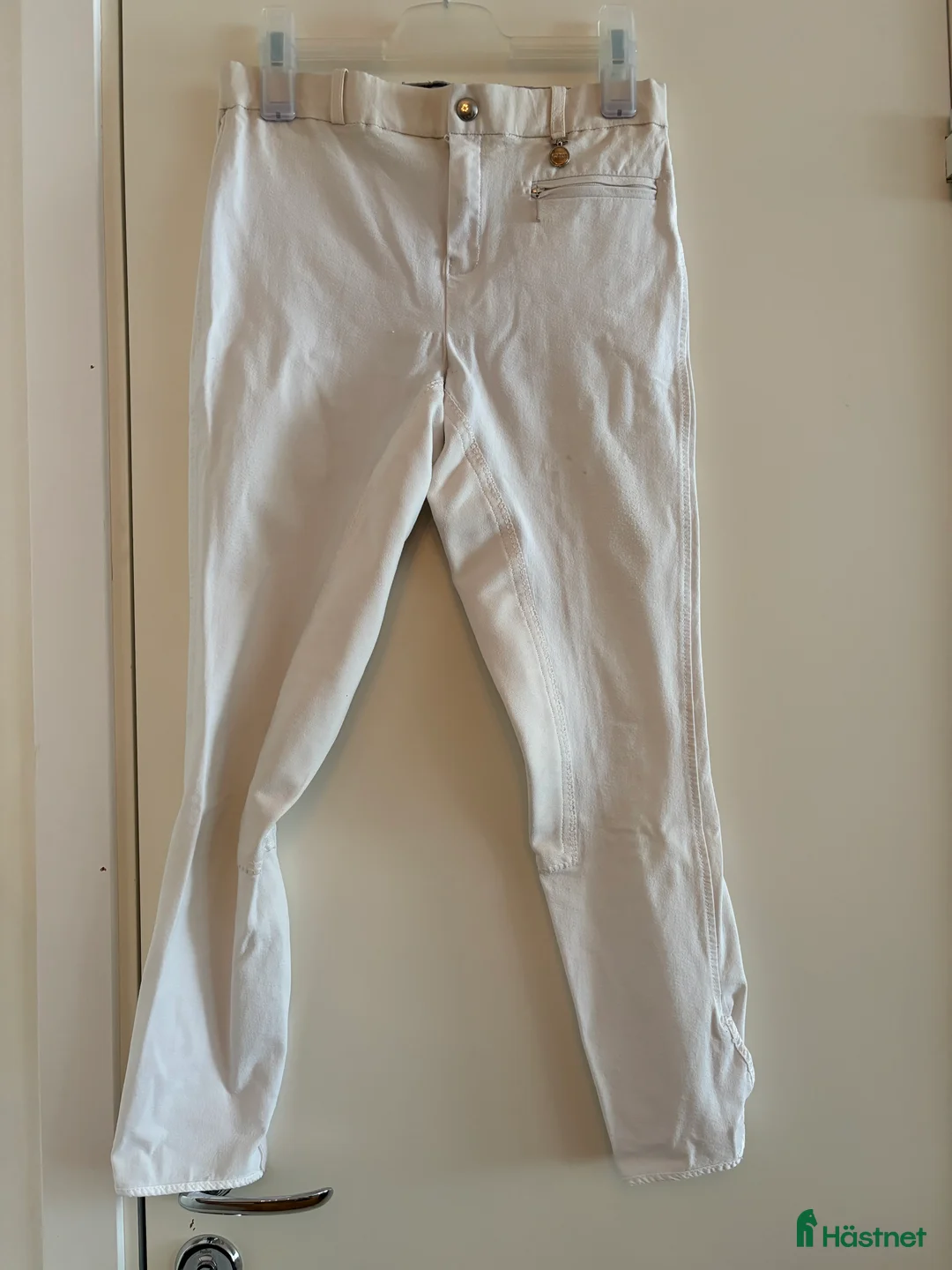 Ridbyxor ryttarutrustning till salu: Vita ridbyxor  i Stockholm - Annons 1