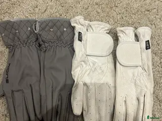 Övrigt Ridkläder ryttarutrustning till salu: Vita och grå ridhandskar xs/s i Enhörna - Annons 4