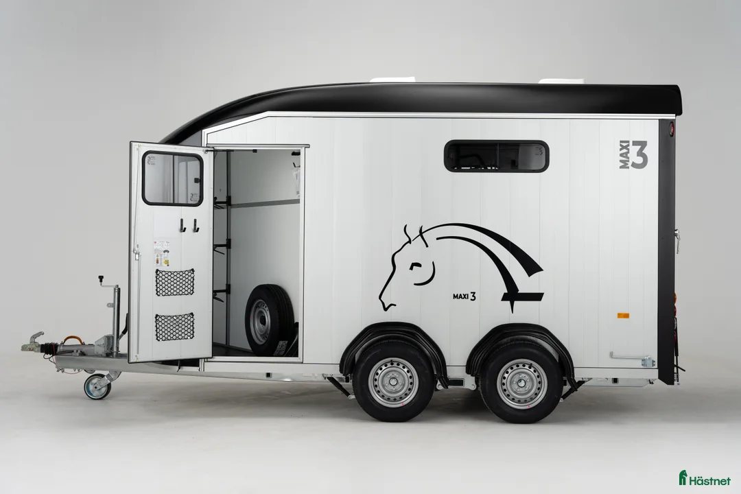 Hästtransporter  fordon & transport till salu: Cheval Liberte Maxi 3 - Annons 3