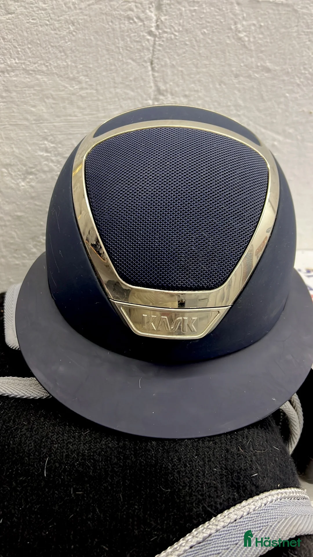 Hjälmar ryttarutrustning till salu: Superfin kask star lady - Annons 1