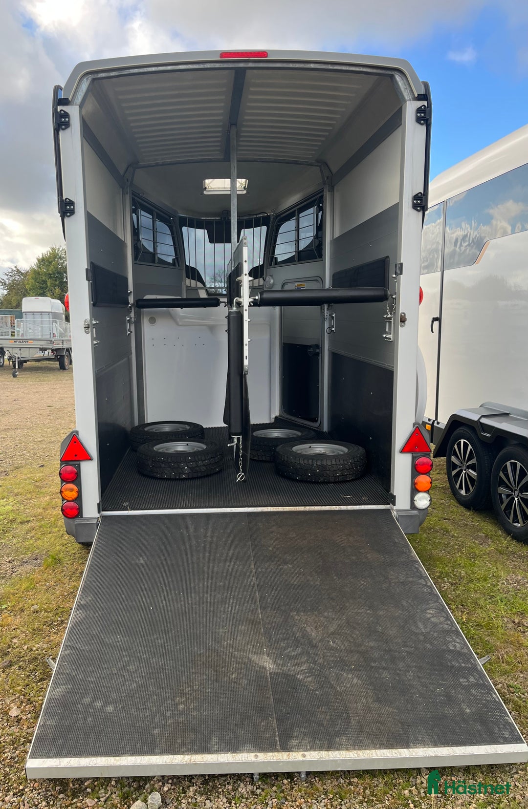 Hästtransporter  fordon & transport till salu: Ifor Williams HBX 506 Sadelkammare i Klippan - Annons 6