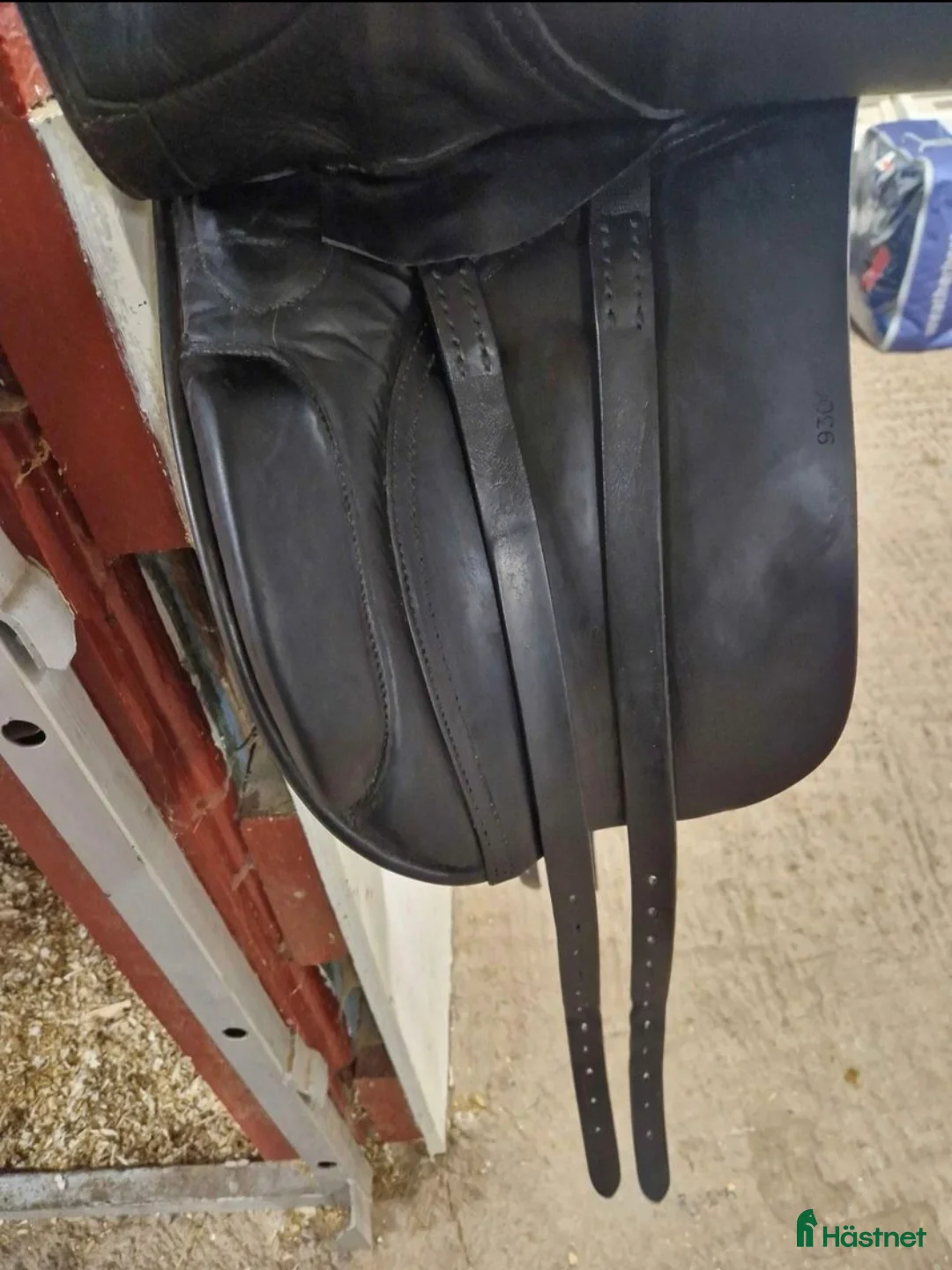 Sadlar hästutrustning till salu: County Competitor dressyrsadel  i Nossebro - Annons 2