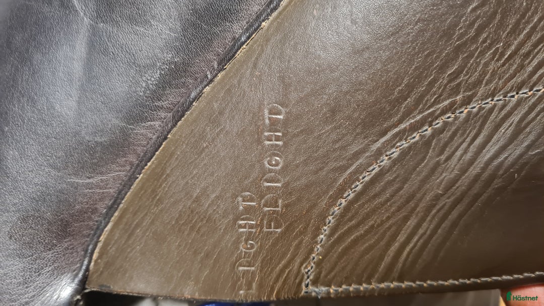 Sadlar hästutrustning till salu: Schleese Light Flight i Hamneda - Annons 6