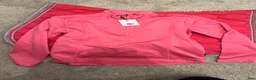 Schabrak & Vojlockar hästutrustning till salu: Fint rosa schabrak med matchande tröja i Enhörna - Annons 2
