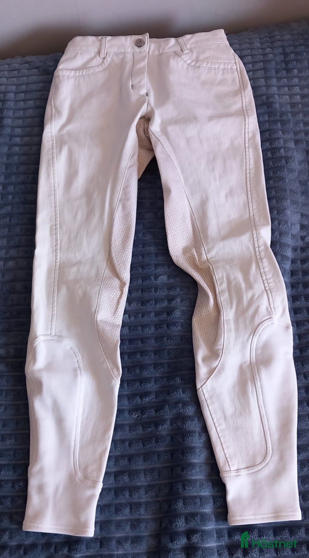 Ridbyxor ryttarutrustning till salu: Vita ridbyxor storlek 152  i Kalmar - Annons 2