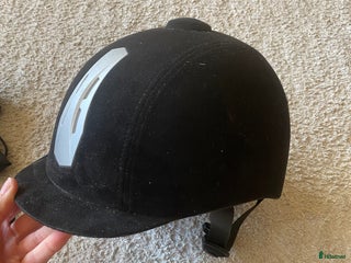 Hjälmar ryttarutrustning till salu: Ridhjälm i Älvsjö - Annons 4