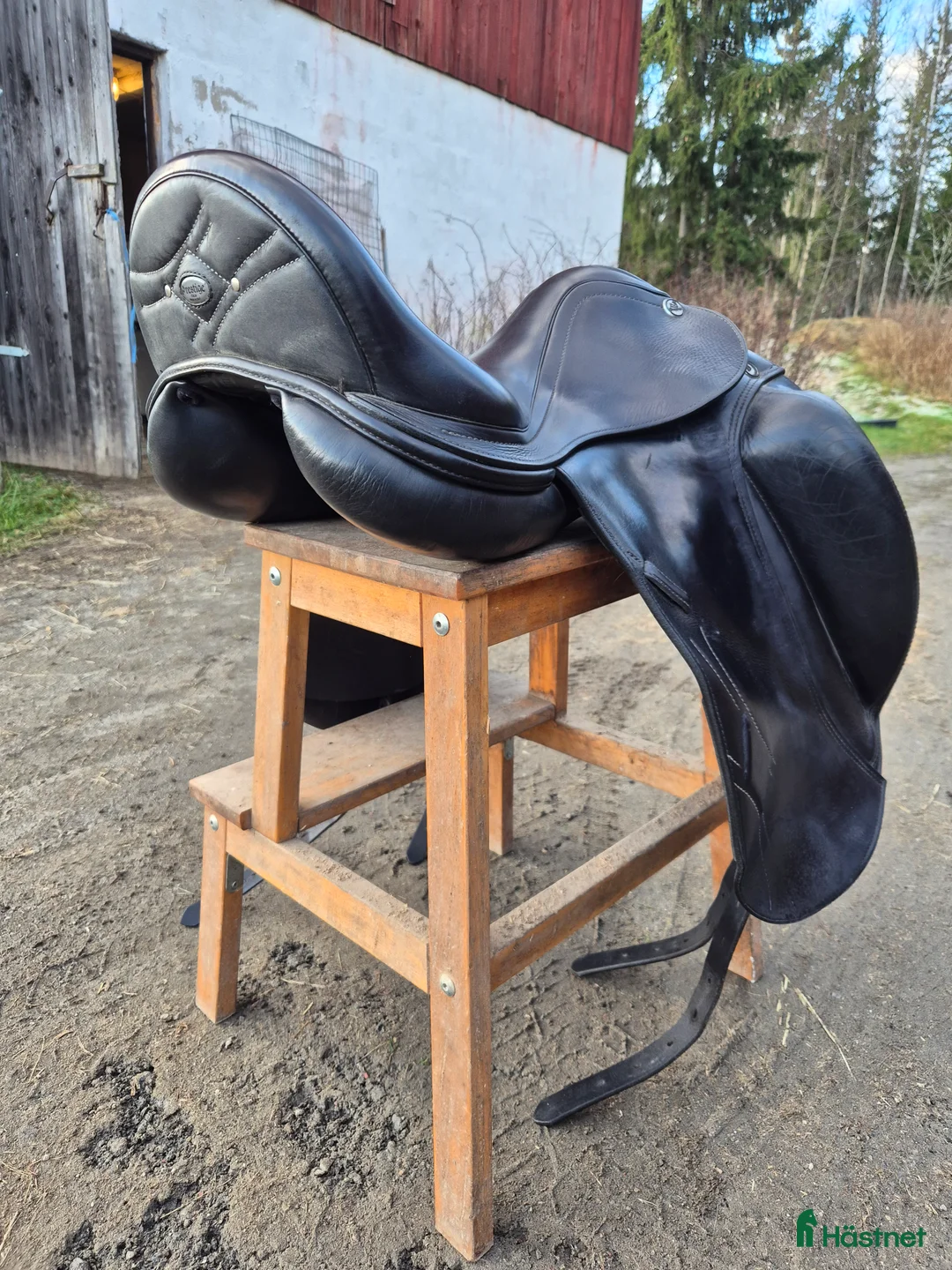 Sadlar hästutrustning till salu: Prestige Philosophy i Arvika - Annons 2