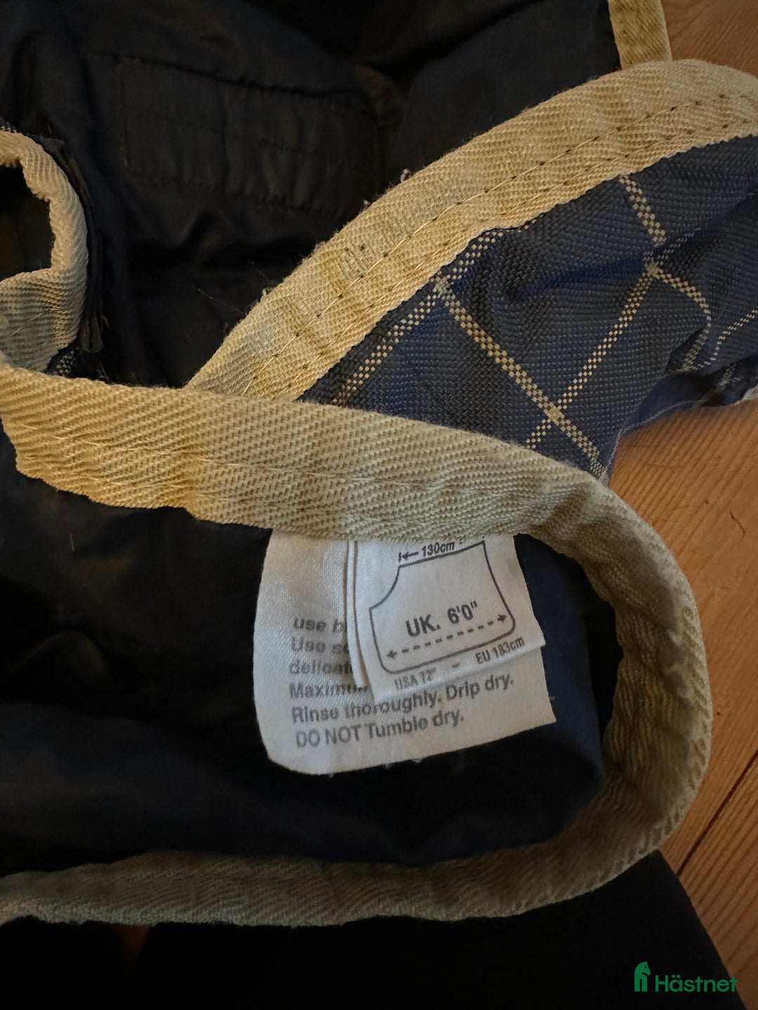 Täcken hästutrustning till salu: Horseware Rhino med hals 0gr i Uppsala - Annons 3