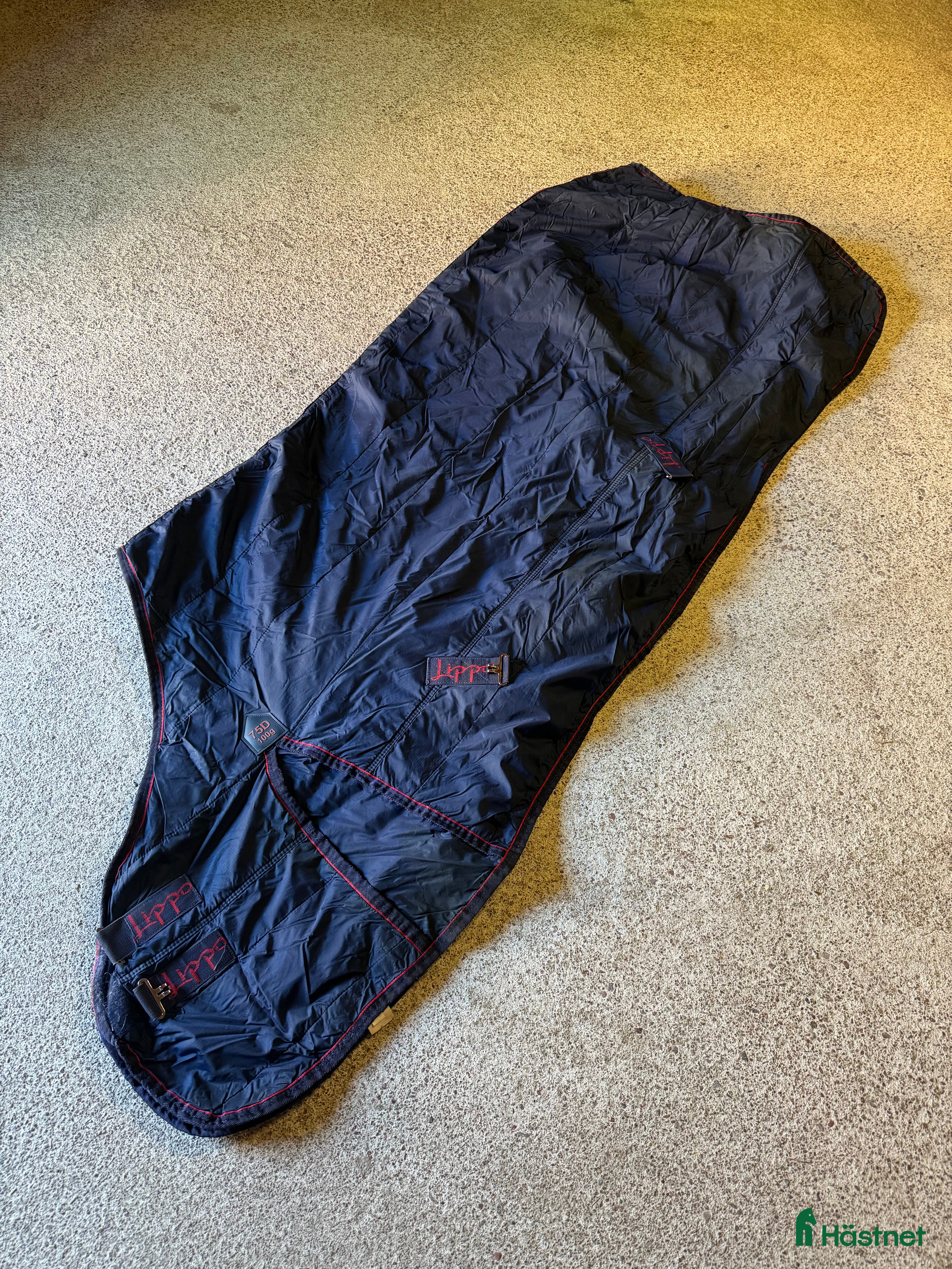 Täcken hästutrustning till salu: Stalltäcke 155 i Falun - Annons 3